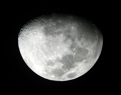 Moon photo using Orion SkyQuest XT6