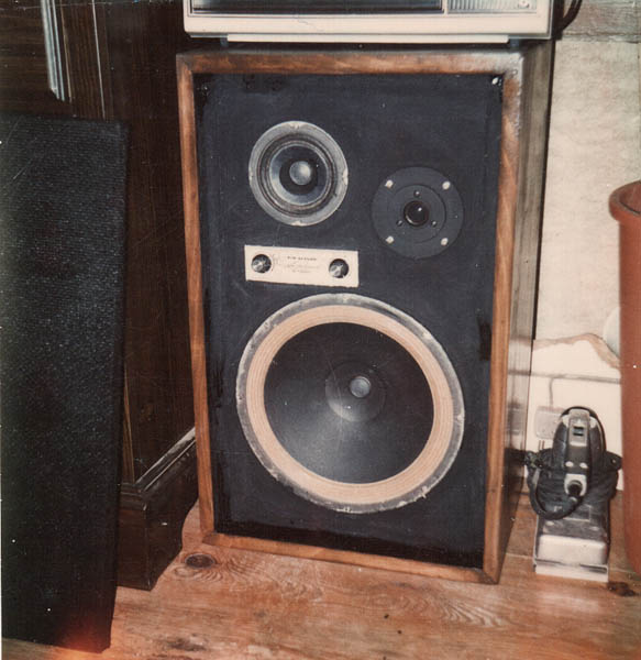 A 1970 S Teenager S Bedroom Vintage Stereo Equipment